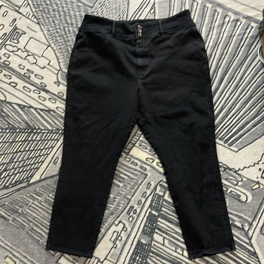 American Eagle Black Denim High Rise Jegging 360 Stretch Petite